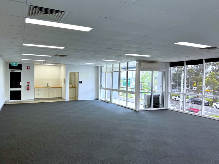 Click to view all images 16/3442 Pacific Highway Springwood QLD 4127 - Image 3
