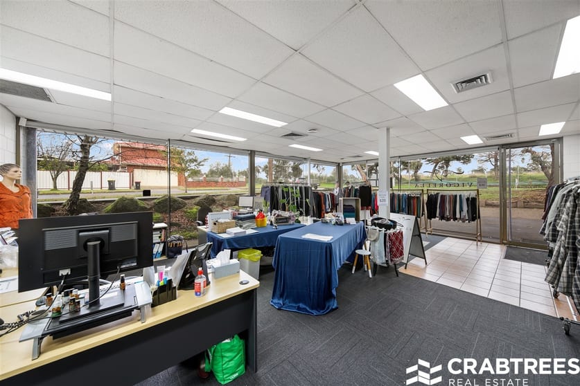 Click to view all images 58 Carroll Road Oakleigh South VIC 3167 - Image 3