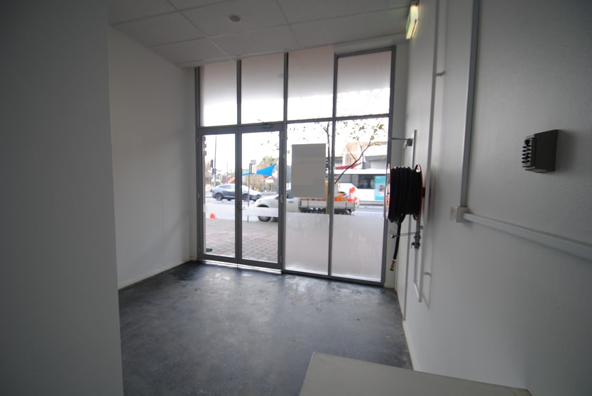 Click to view all images Shop 100/545-553 Pacific Highway St Leonards NSW 2065 - Image 3