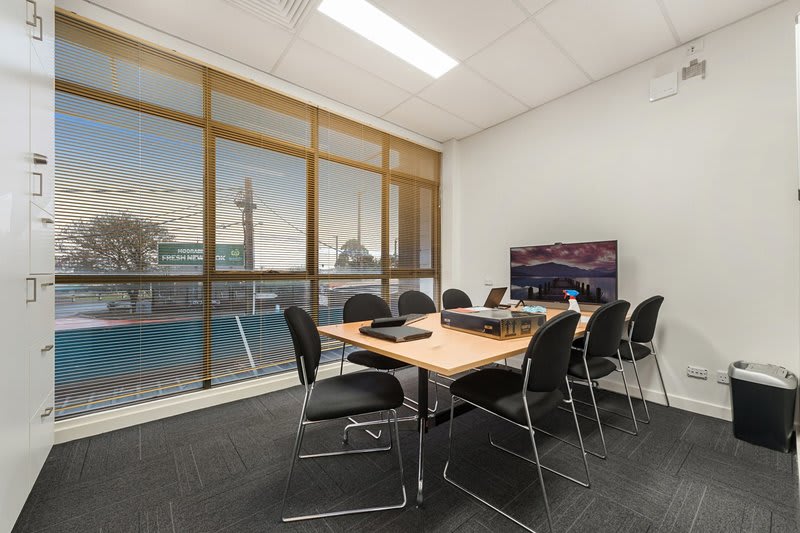 Click to view all images 2A Station Street Moorabbin VIC 3189 - Image 2