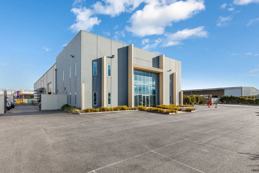 Click to view all images 13-17 Jessica Way Truganina VIC 3029 - Image 2