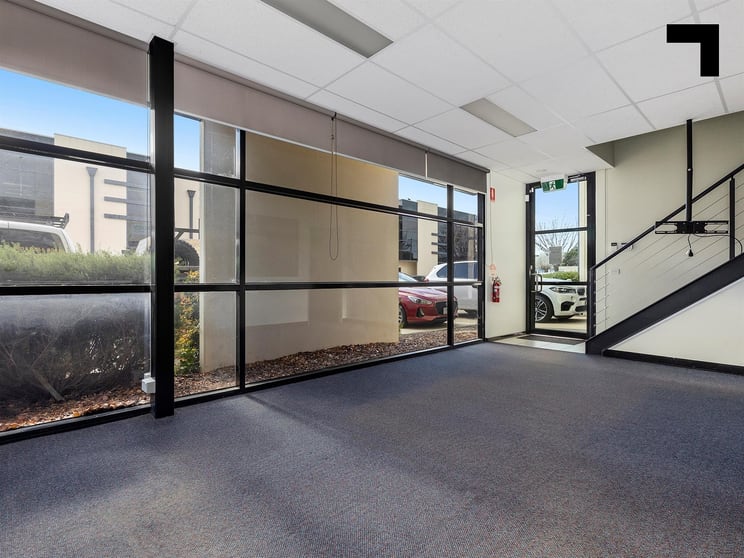 Click to view all images 11/21 Howleys Road Notting Hill VIC 3168 - Image 3