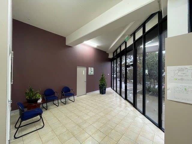 Click to view all images Narabang Way Belrose NSW 2085 - Image 3