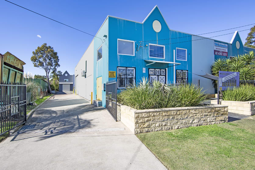 Click to view all images 4/1 Botham Close Charmhaven NSW 2263 - Image 2