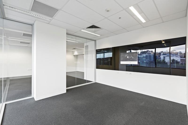 Click to view all images 9 Yarra Street South Yarra VIC 3141 - Image 3