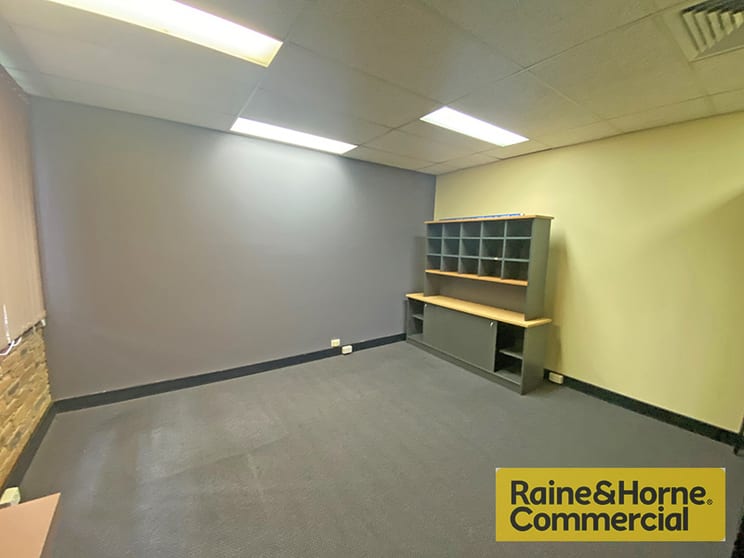 Click to view all images 7/14 Argyle Street Albion QLD 4010 - Image 3