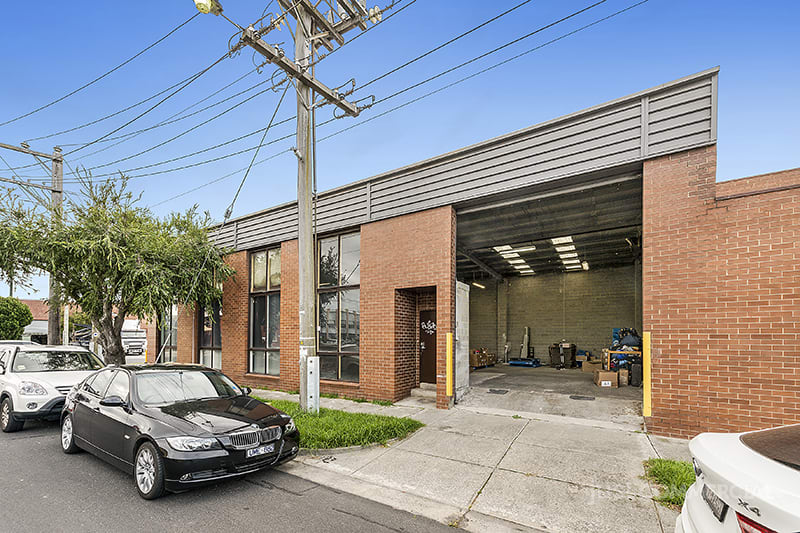 Click to view all images 1/96 Levanswell Road Moorabbin VIC 3189 - Image 1