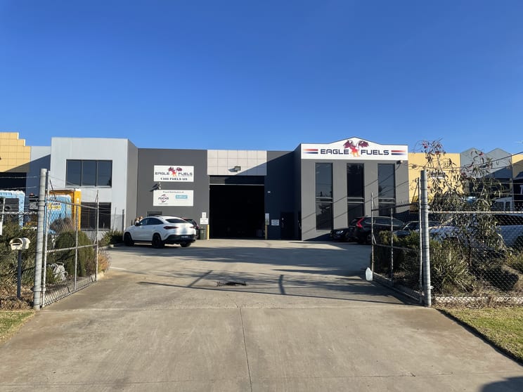 Click to view all images 7 Churchill Street Williamstown VIC 3016 - Image 1