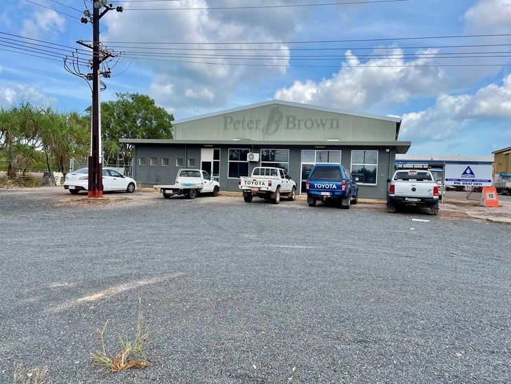 Click to view all images 2/15 Graffin Crescent Winnellie NT 0820 - Image 2