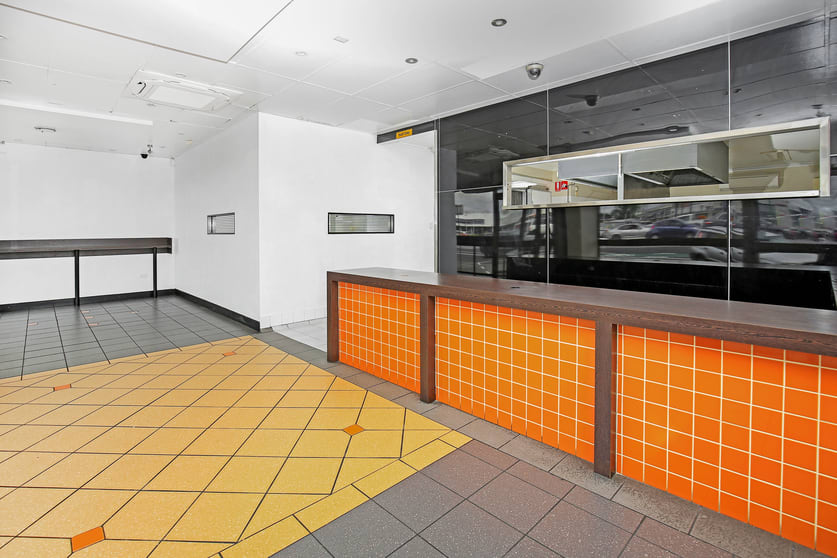 Click to view all images 3/304-308 Mulgrave Road Westcourt QLD 4870 - Image 3
