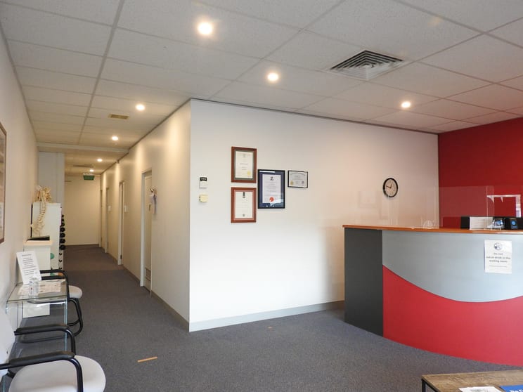 Click to view all images 4/544 Hampton Street Hampton VIC 3188 - Image 2