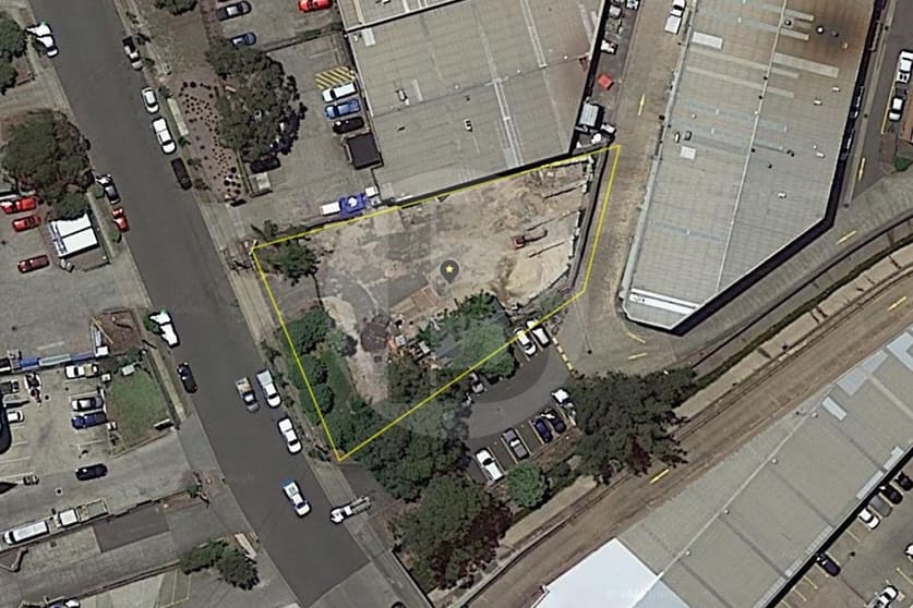 Click to view all images Seven Hills NSW 2147 - Image 2