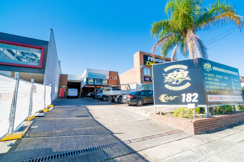 182 Taren Point Road Caringbah NSW 2229 - Image 1