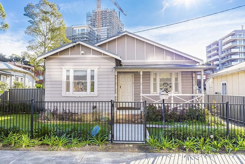 6 Osborne Street Wollongong NSW 2500 - Image 1
