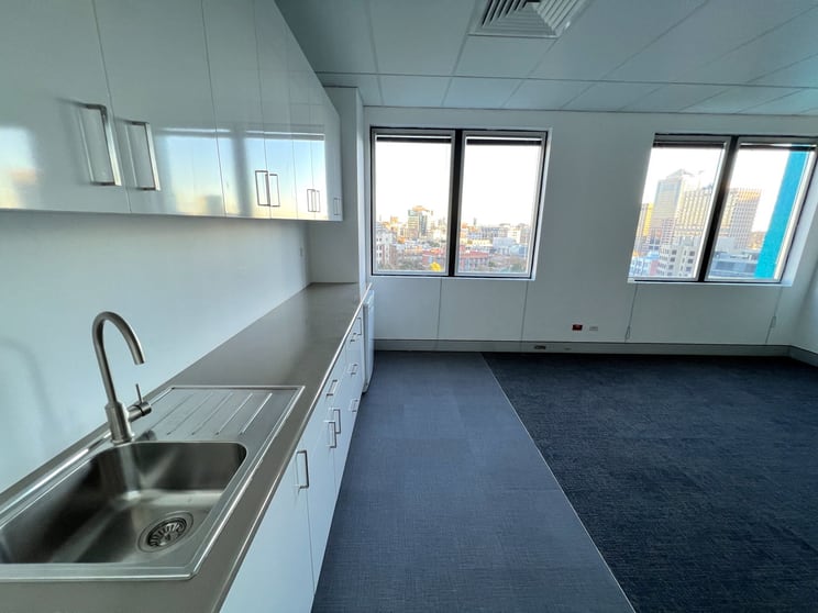 Click to view all images Park Side Half Floor/162 Goulburn Street Surry Hills NSW 2010 - Image 3