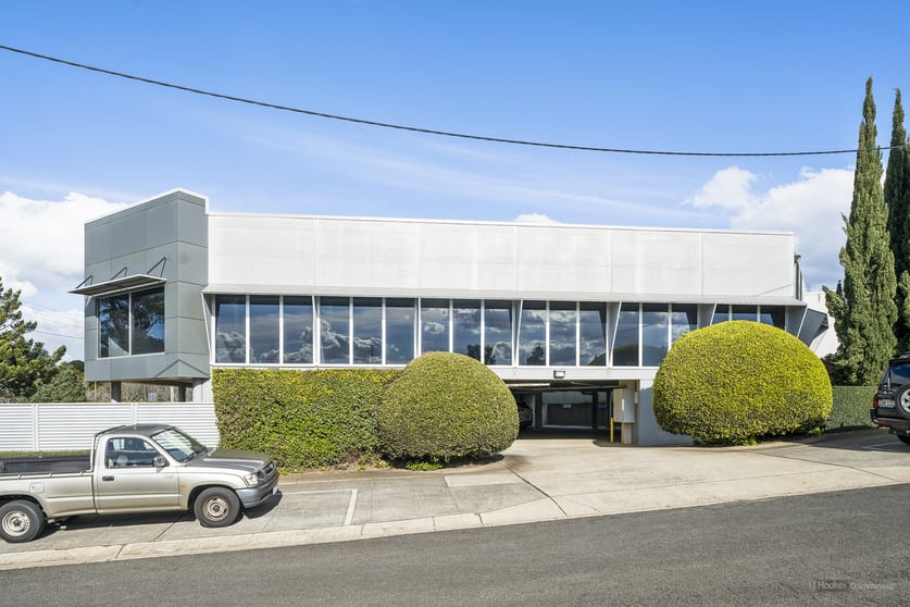 Click to view all images Suite 2/13 Kitchener Street East Toowoomba QLD 4350 - Image 2
