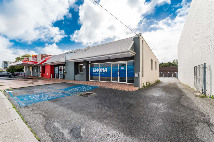 Click to view all images 213A Belmont Avenue Belmont WA 6104 - Image 2