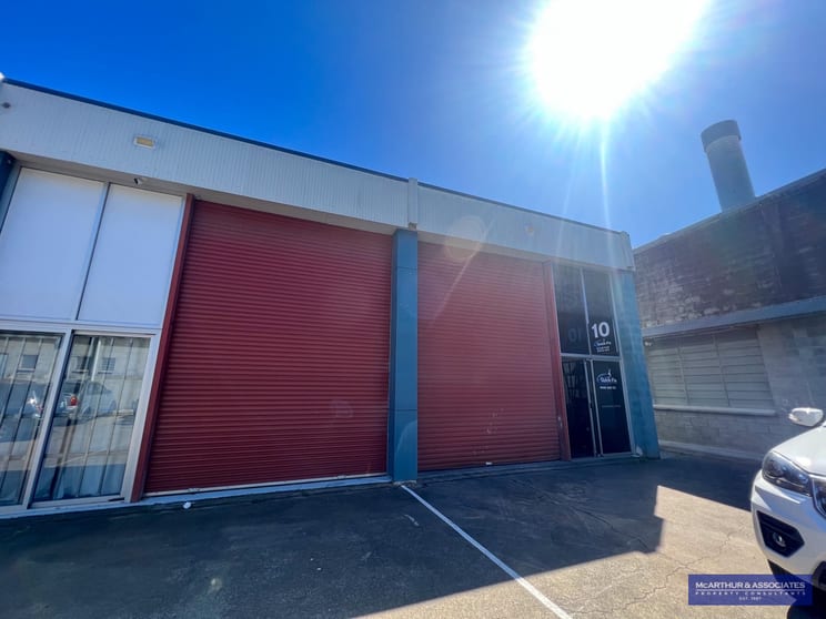Click to view all images Lawnton QLD 4501 - Image 1