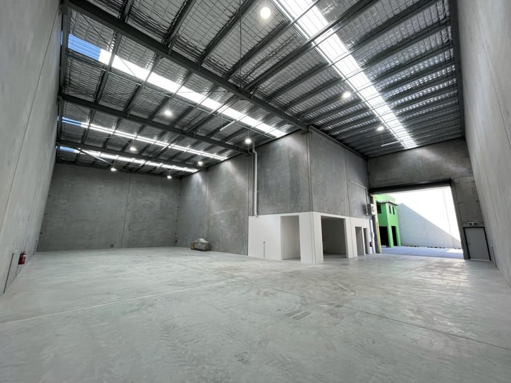 Click to view all images 3/17 Kingsbury Street Brendale QLD 4500 - Image 2