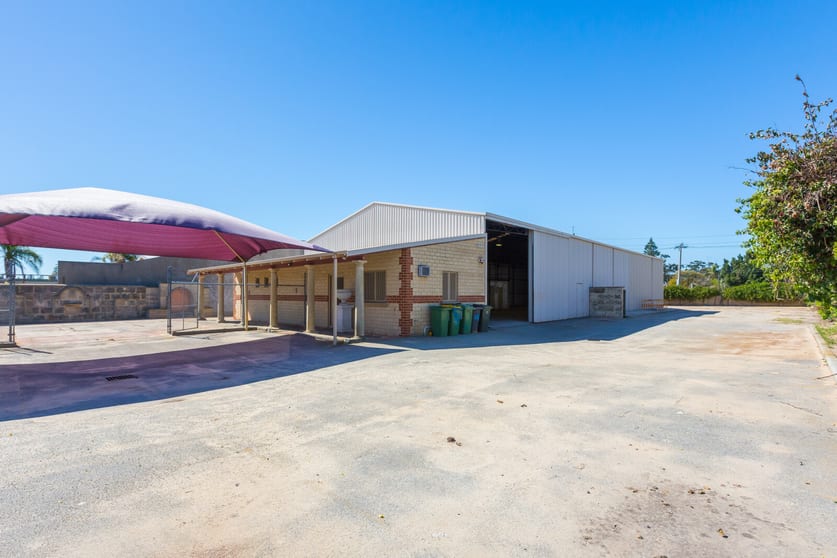 Click to view all images 6 McDonald Crescent Bassendean WA 6054 - Image 1