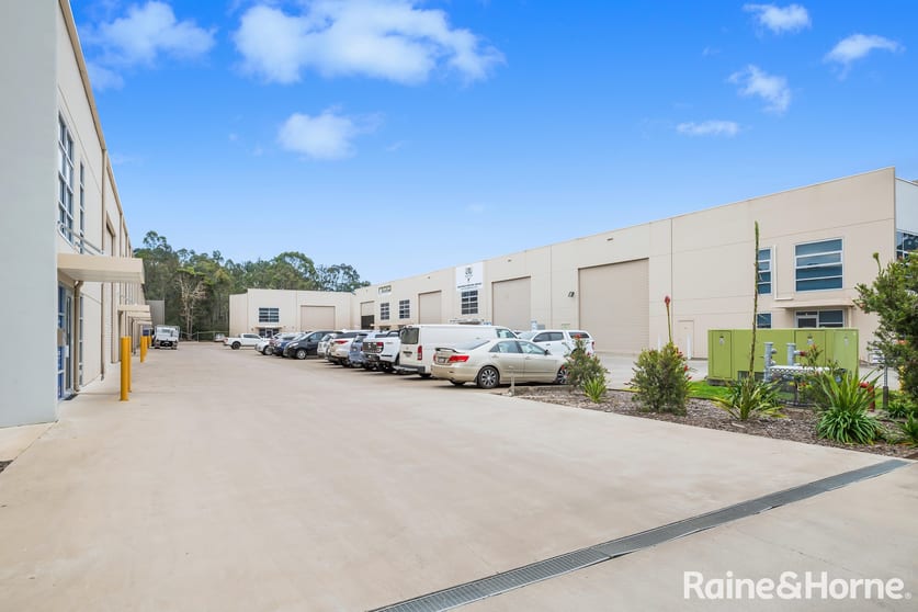 Click to view all images 5/17 Bellevue Street South Nowra NSW 2541 - Image 3