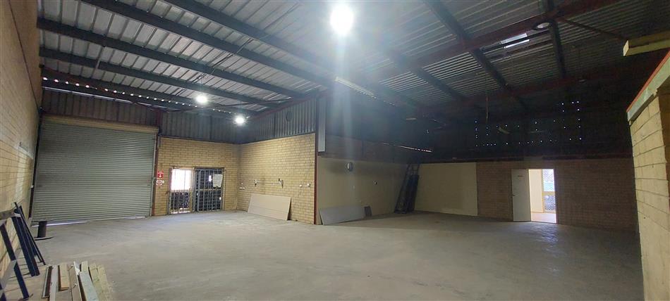 3/52 Irvine Drive Malaga WA 6090 - Image 2