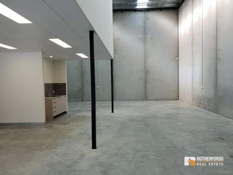 6/81 Cooper Street Campbellfield VIC 3061 - Image 2