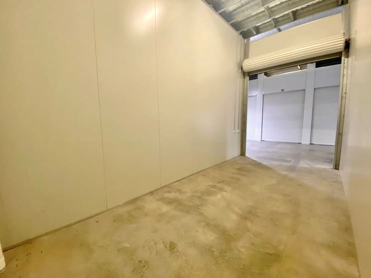 Click to view all images 25/4-8 Waine Street Freshwater NSW 2096 - Image 2