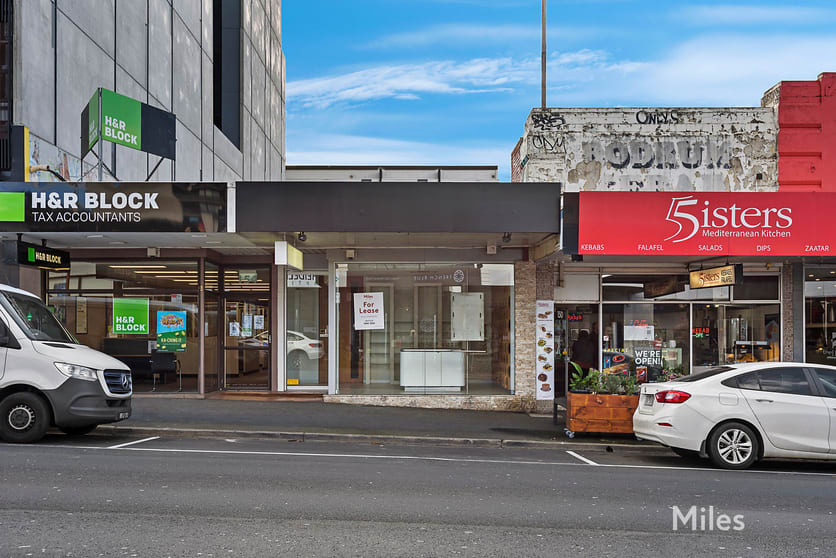 Click to view all images 152 Burgundy Street Heidelberg VIC 3084 - Image 1