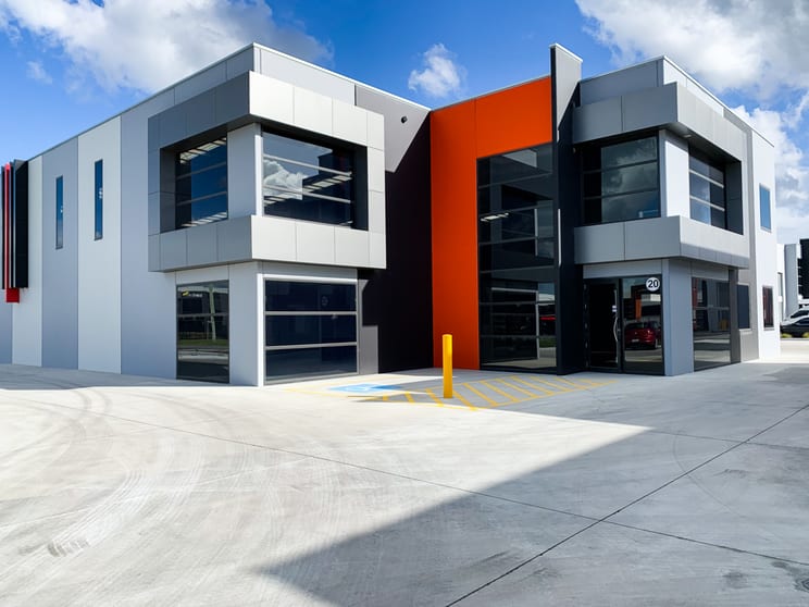 Click to view all images 20 Rapid Way Pakenham VIC 3810 - Image 1