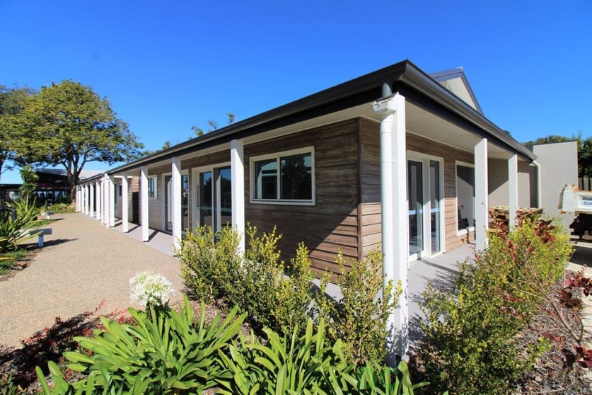 2/10481 New England Highway Highfields QLD 4352 - Image 1