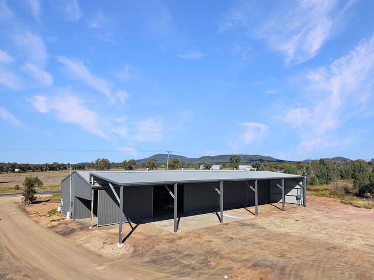 Click to view all images 268 Quia Road Gunnedah NSW 2380 - Image 3