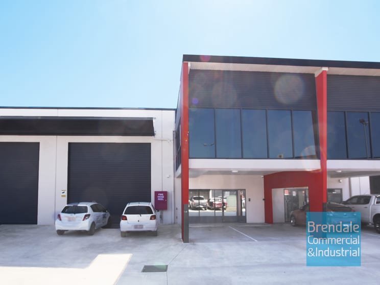 Click to view all images Unit 17/18 Hinkler Ct Brendale QLD 4500 - Image 1