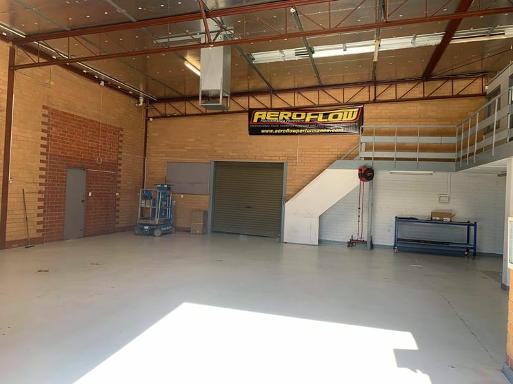 Click to view all images 74 Hughes St Mile End SA 5031 - Image 2