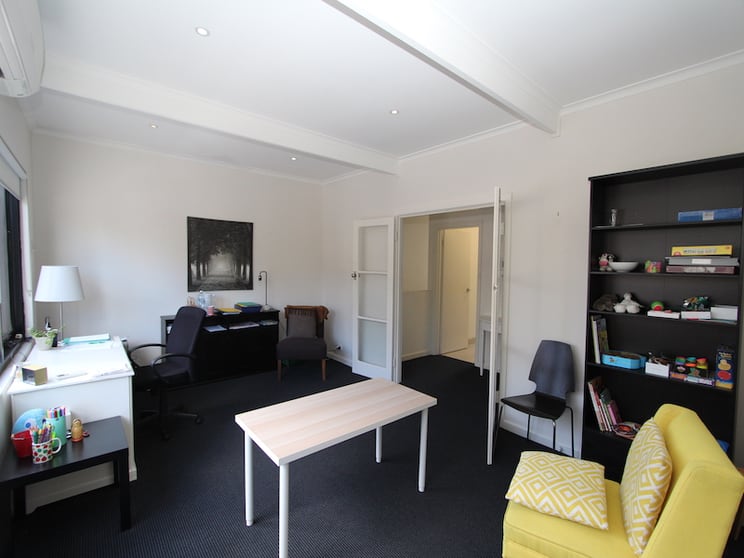 Click to view all images Level 1/3 Salisbury Avenue Blackburn VIC 3130 - Image 2