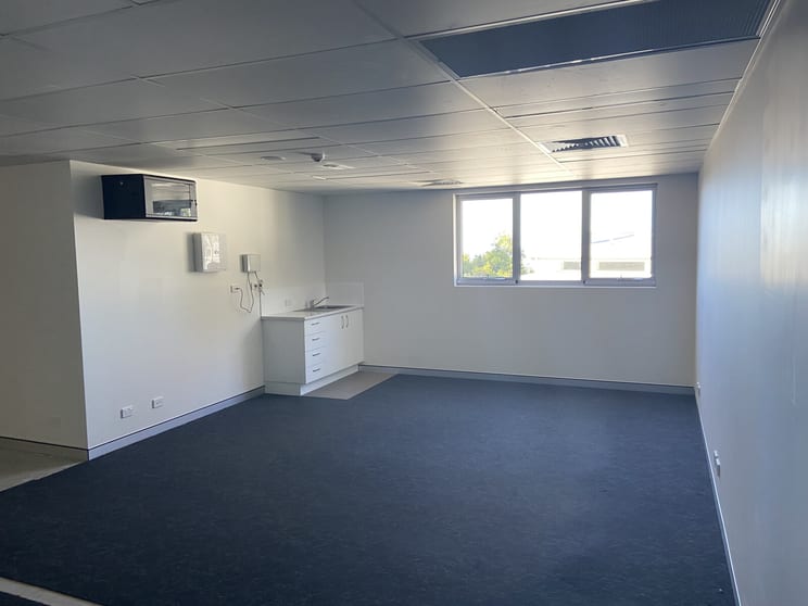 Click to view all images 19 Main Street Buderim QLD 4556 - Image 3