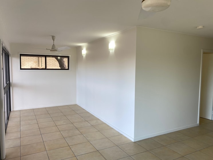 Click to view all images 1/14 Cinderella Drive Springwood QLD 4127 - Image 3