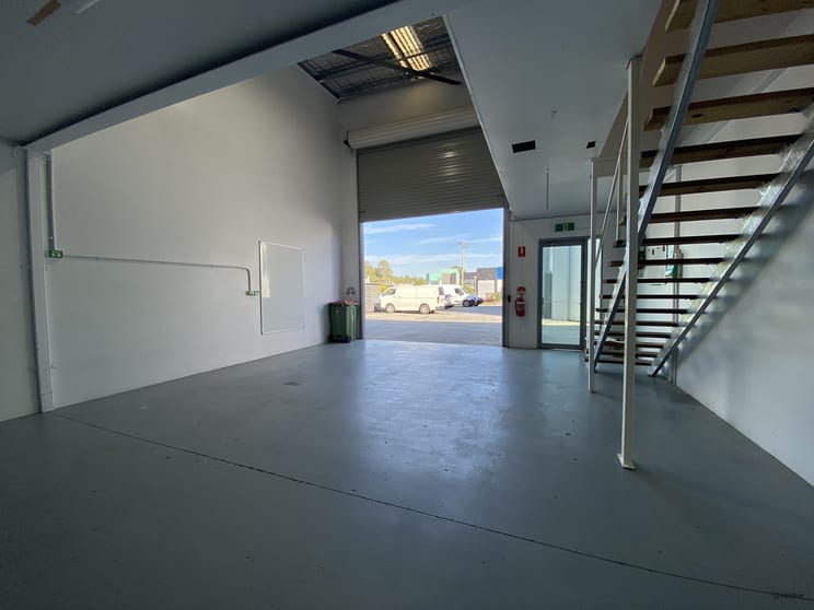 Click to view all images 5/14 Fremantle Street Burleigh Heads QLD 4220 - Image 1