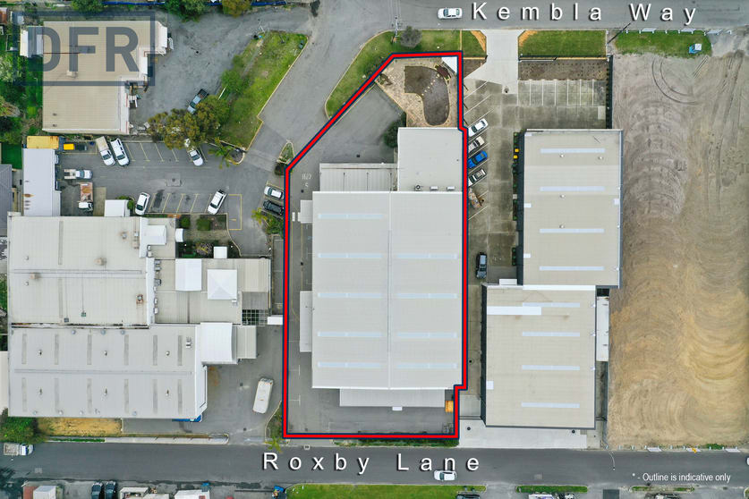 Click to view all images 10 Kembla Way Willetton WA 6155 - Image 3