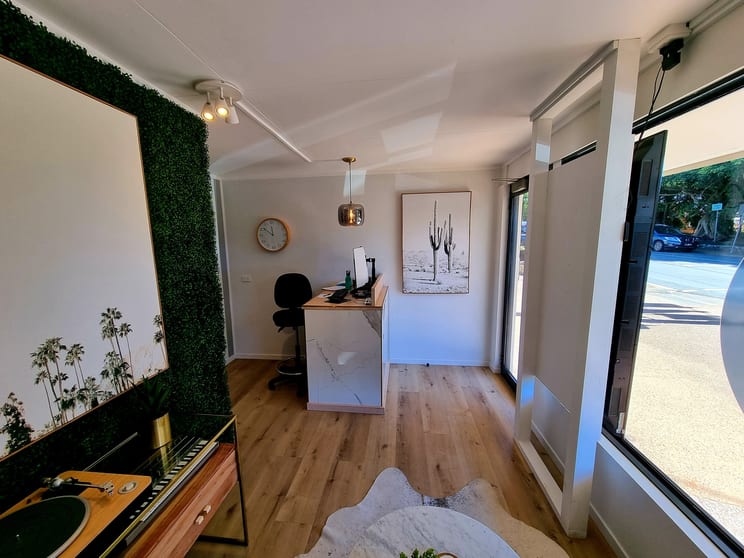 Click to view all images D/100 King Street Buderim QLD 4556 - Image 2