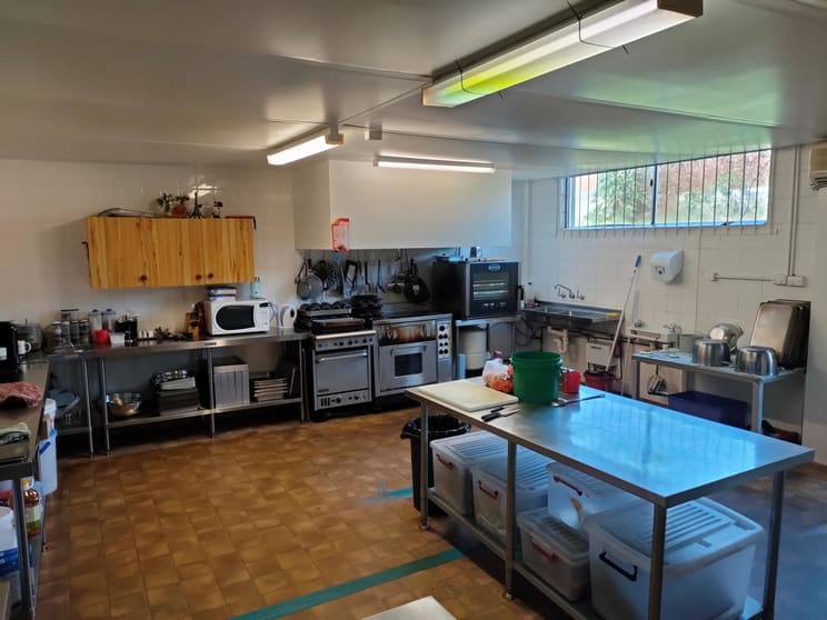 Click to view all images 3/41 Reserve Drive Mandurah WA 6210 - Image 2