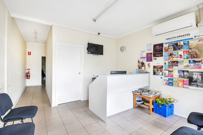 Click to view all images 2/1164 South Road Clovelly Park SA 5042 - Image 3