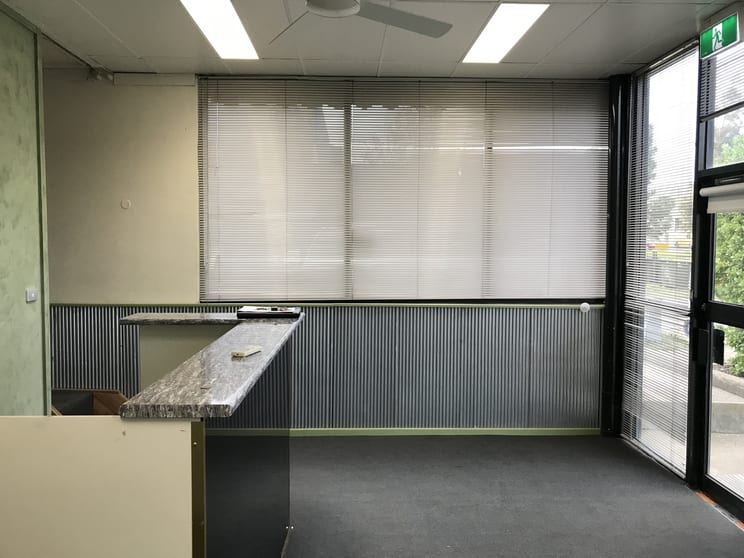 Click to view all images 1/9 Lindaway Place Tullamarine VIC 3043 - Image 3