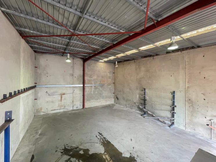 Click to view all images Wetherill Park NSW 2164 - Image 2