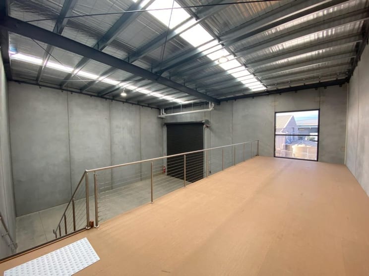 Click to view all images 4/8 Industrial Avenue Hoppers Crossing VIC 3029 - Image 3