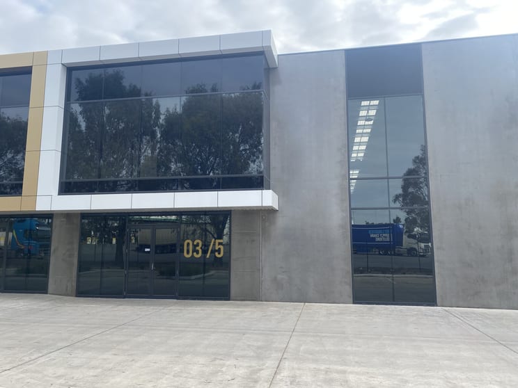 3&4/5 Scanlon Drive Epping VIC 3076 - Image 1