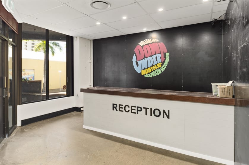 Click to view all images 76 Appel Street Surfers Paradise QLD 4217 - Image 3