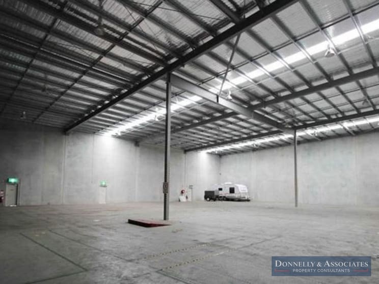 Click to view all images 2/90 Southlink Street Parkinson QLD 4115 - Image 2