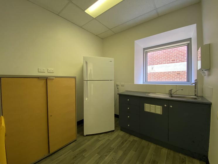 Click to view all images Suite 27/10-24 Moorabool Street Geelong VIC 3220 - Image 3