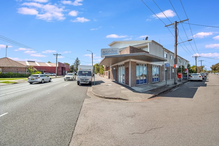 Click to view all images 11 Hanbury Street Mayfield NSW 2304 - Image 2